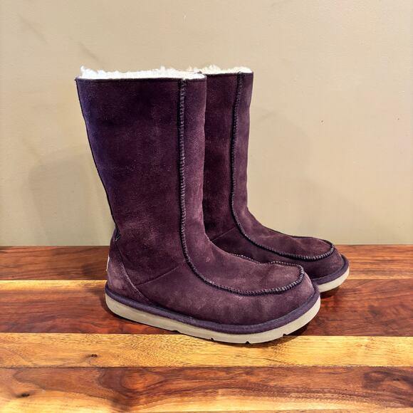 Ugg Moc Toe Tall Suede Shearling Lined Winter Warm Boot, Purple, Women’s US 7 - Picture 1 of 6
